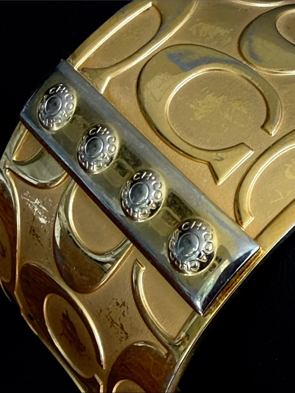 Vintage Coach Gold-Tone Raised Signature 'C' 1 1/2” Wide Cuff - Picture 5 of 11